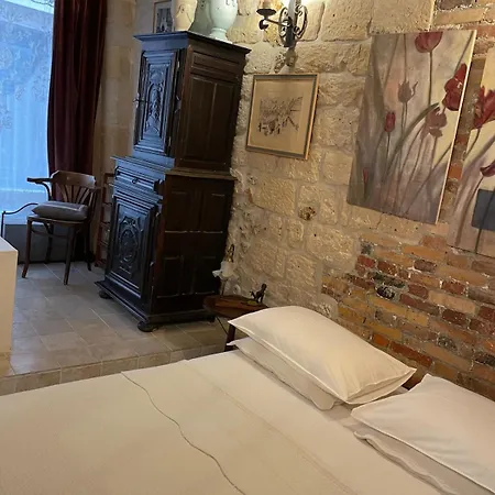 Marais Romantique Centre 4 Aparthotel 4*