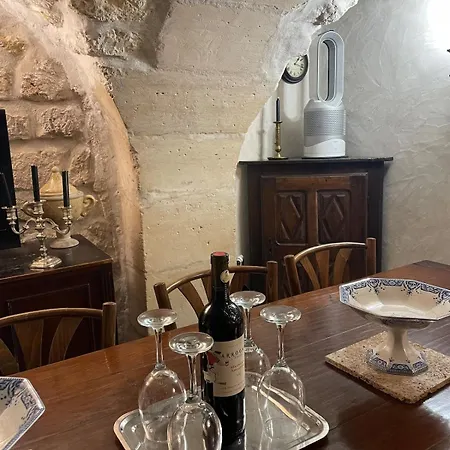Aparthotel Marais Romantique Centre 4