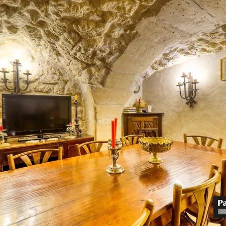 Aparthotel Marais Romantique Centre 4 4*