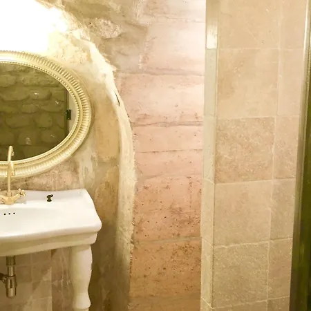 Aparthotel Marais Romantique Centre 4 4*