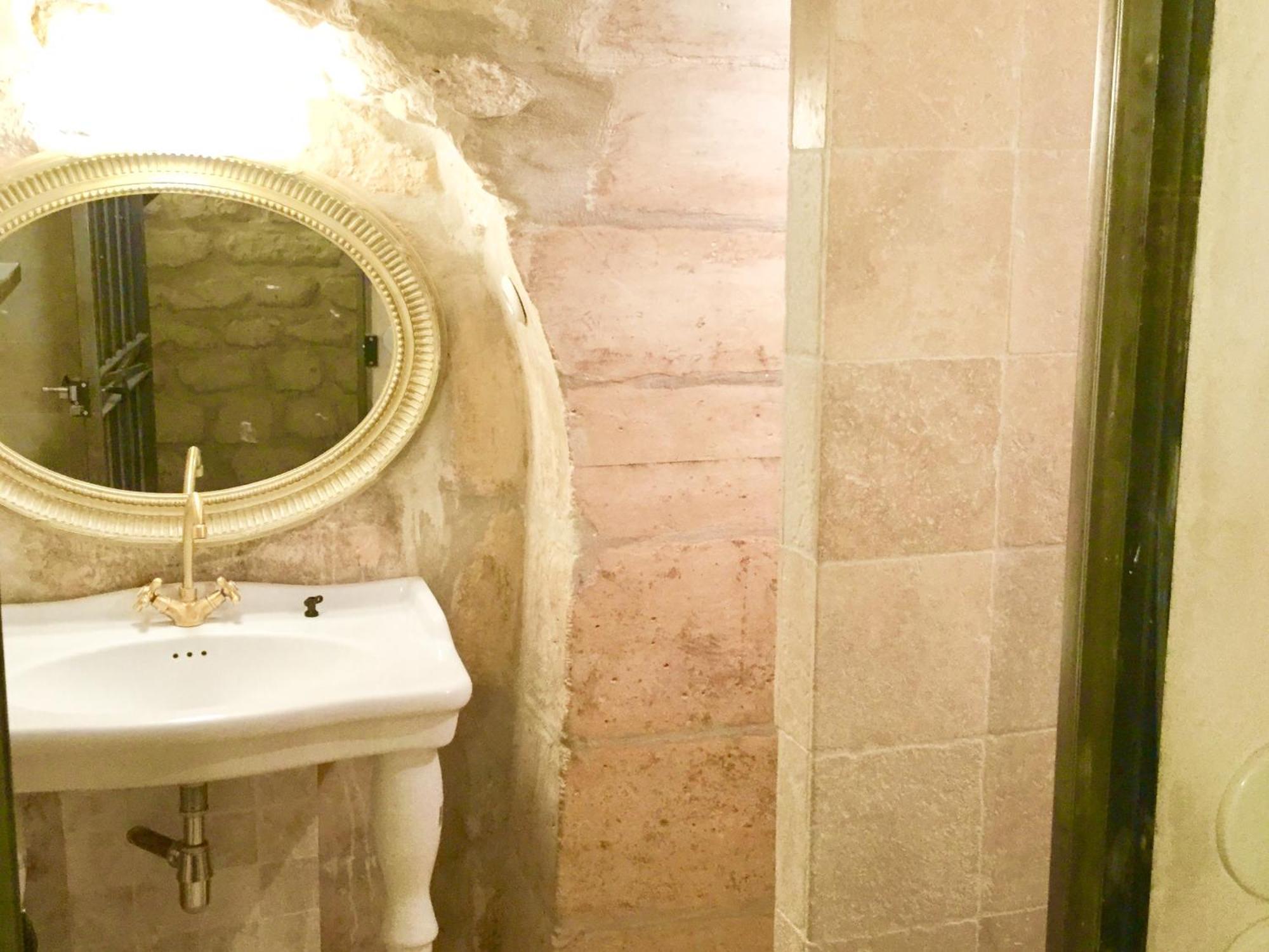 Aparthotel Marais Romantique Centre 4 4*